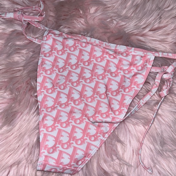 Pink monogram bikini🎀 - Picture 4 of 5